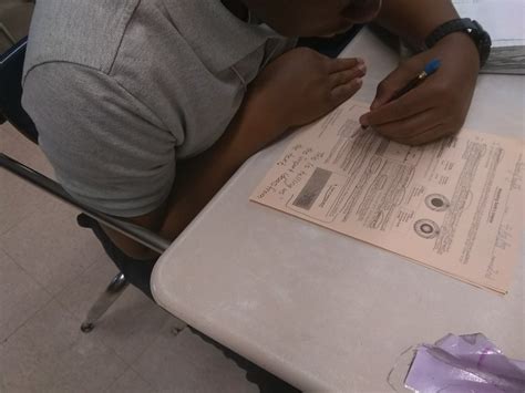 Scientific Text Features Explained 的图像结果