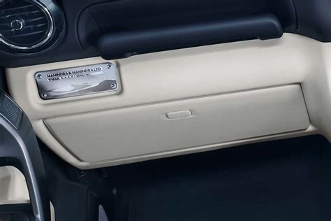 Mahindra Thar ROXX AX5L RWD Diesel AT On-Road Price and Offers in ...