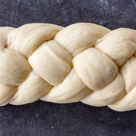 Best Challah Bread Recipe - Momsdish