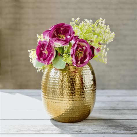 Buy Metal Vase Online for Home Decor at Affordable Price