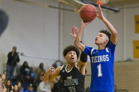Union Catholic vs. St. Joseph's (Metuchen) Hearts 2 Hands Invitational ...