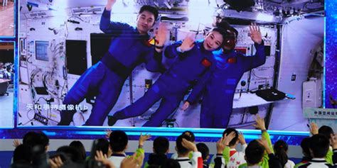 中国空间站首次太空授课，圆满成功！-半岛网