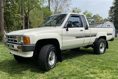Picape Toyota 1986 Classic 1986 Toyota Pickup Zu Verkaufen. Preis 29
