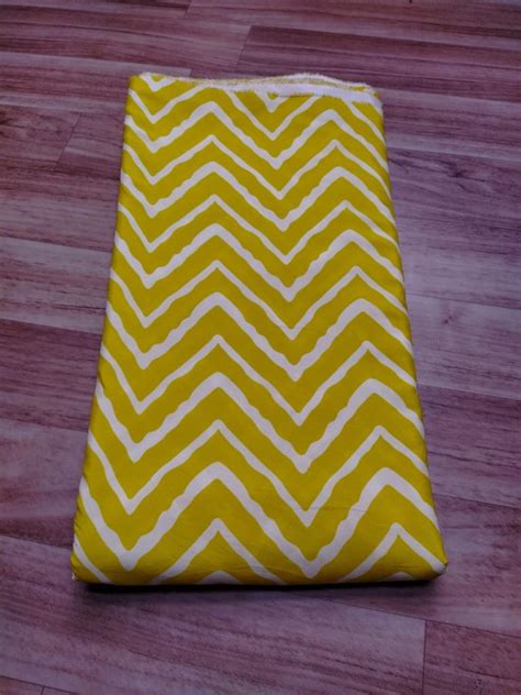 Crepe Zig Zag Print – The Wardrobe Fabrics