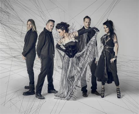 Watch Evanescence's New Video "Hi-Lo" Featuring Lindsey Stirling ...