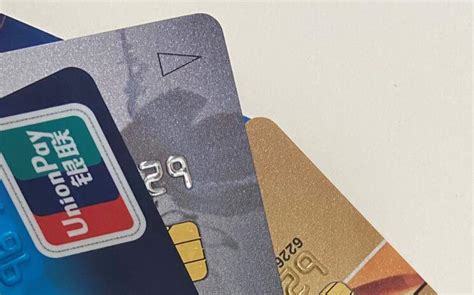 信用卡的钱怎么刷出来不用手续费? - 管理信用卡 - 首知