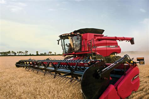 Mähdrescher: 10 Fakten zu den Ernte-Kolossen | agrarheute.com