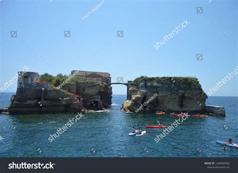 9 Kayaking Naples Island Images, Stock Photos & Vectors | Shutterstock