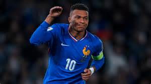 ¡Kylian Mbappé llega a 400 goles como profesional con solo 26 años tras su doblete con Francia ...