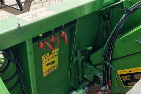 Baujahr 1988: John Deere 1065 Mähdrescher für 26.800 EUR | agrarheute.com
