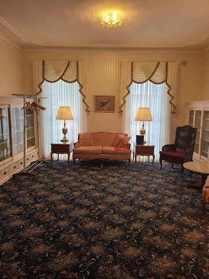 Gordon B. Garrett Funeral Home - Funeral Home Pages