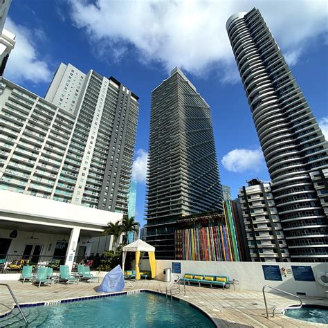 HAMPTON INN & SUITES BY HILTON MIAMI BRICKELL DOWNTOWN - Hotel Reviews ...