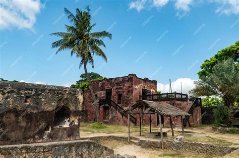 Premium Photo | Old fort Jesus in Kenyan city of Mombasa on the coast of the Indian Ocean Fort ...