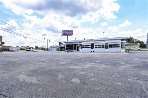 3401 Lone Oak Rd, Paducah, KY 42003 - Office for Sale | LoopNet