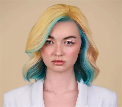 The Real Deal on Color Blocking Your Hair (From a Pro)