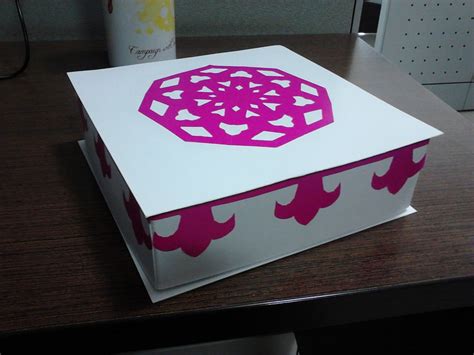 Paper Gift Box and Decoration : 8 Steps (with Pictures) - Instructables