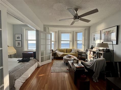 3 Lynn Shore Drive unit 3r Lynn, MA