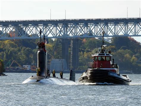 USS Oregon (SSN 793) returns to to Naval Submarine Base New London. : r ...