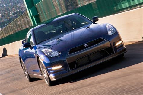 2013 GT-R Nissan Photos and Videos - MotorTrend