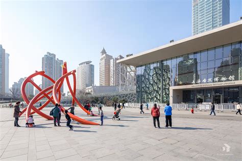 【携程攻略】上海静安雕塑公园景点,静安雕塑公园位于上海中心城区静安区东部,交通方便,地铁十三号线自然…
