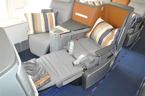 Lie-Flat Business-Class Seats Go Mainstream: A Guide and Review ...