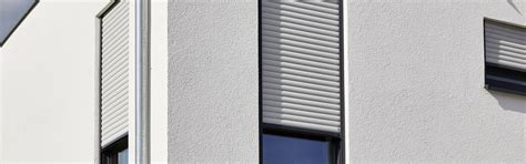 Plug & play roller shutter motor from elero