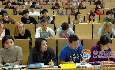 去年来华外国留学生近38万人：9.8%有中国政府奖学金_教育家_澎湃新闻-The Paper