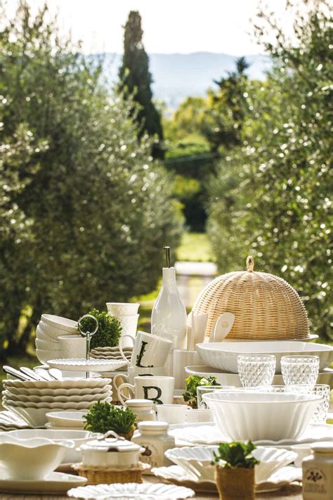 Thun Builds Home Décor Group With More Tableware, Porcelain, Ornaments