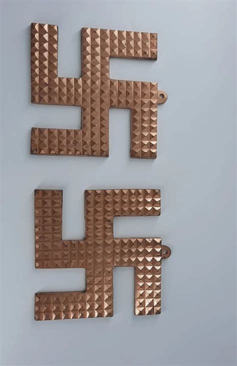 VASTU Spiral Swastik & Metals Swastik - SSV Copper Pyramid Swastik 4 ...