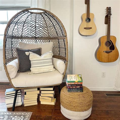 25 Modern And Stylish Indoor Egg Chair Ideas You Will Love