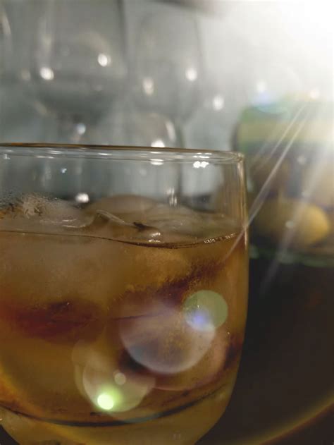 Best Bourbon Drink: 3 Simple Ingredients - Winey Parent