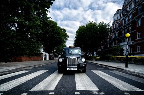 Guide to Tipping in London | Taxis, Hotels, Pubs, and More