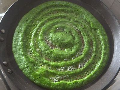 Palak dose recipe | How to make palak dosa | Palak green gram dosa ...