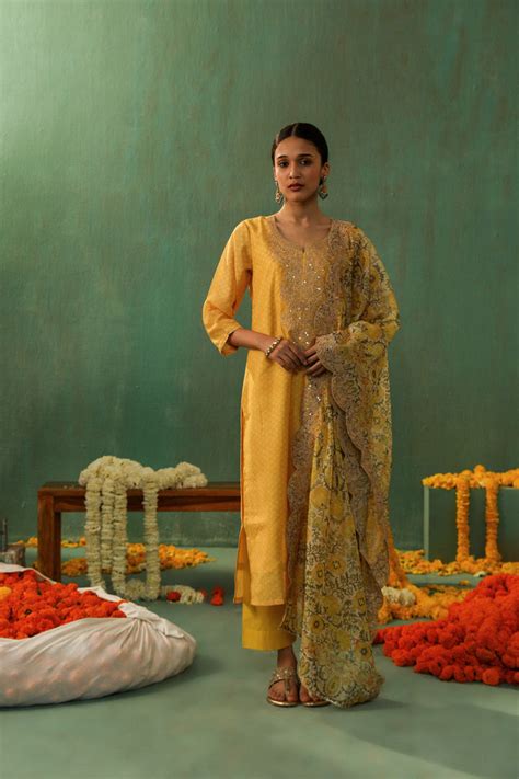 Yellow Straight Fit Chanderi Suit Set – Heritage Official