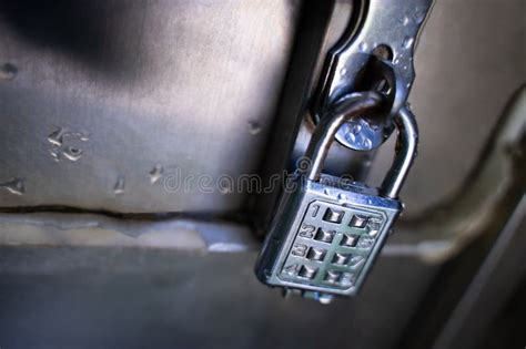 Changing Code Key Safe 的图像结果