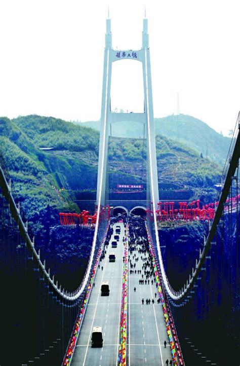 矮寨大桥：一跨惊天地 天堑变通途_央广网