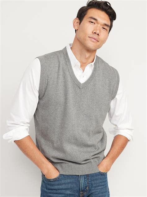 What To Wear With Oversized V Neck Sweater at Savannah Battles blog