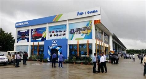 Tata Motors opens new 3S CV dealership in Kurunegala, Sri Lanka ...