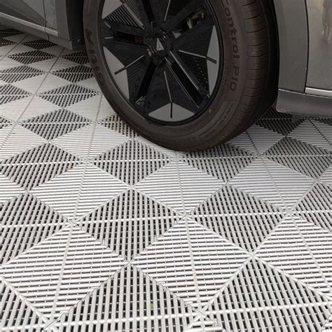 Garage Floor Tiles Interlocking Plastic for Car Washing - Plastic ...