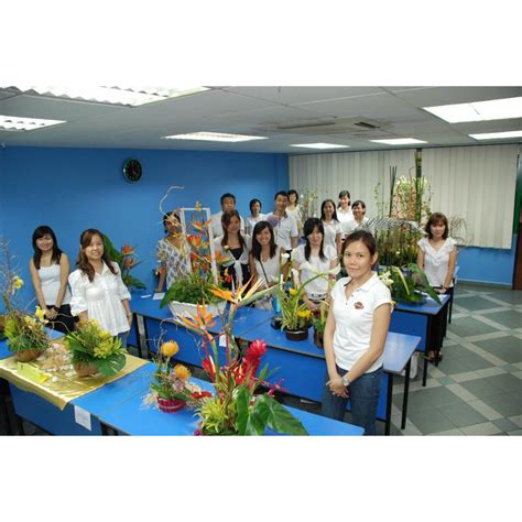 Flower Arrangement Course Singapore at Michael Partin blog