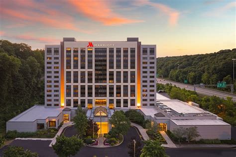 PITTSBURGH AIRPORT MARRIOTT (Coraopolis) - Hotel Reviews, Photos, Rate ...