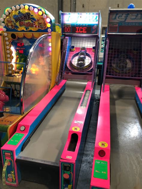 INNOVATIVE CONCEPTS ENTERTAINMENT, ICE BALL ARCADE GAME 29"W X 120"L X ...