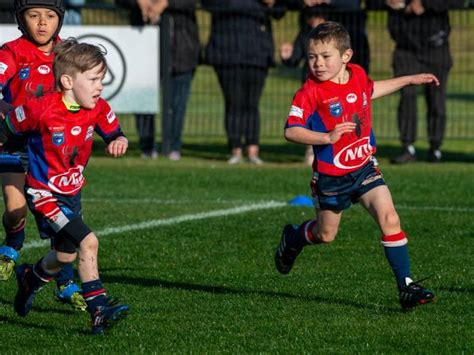 Supporting Our Local Community 的图像结果