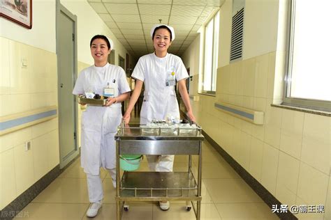 南宁市一般医院护士到手工资是多少钱 护士的工作职责【桂聘】