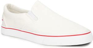 FLYING MACHINE CEZAR 2.0 Slip On Sneakers For Men - Buy FLYING MACHINE ...