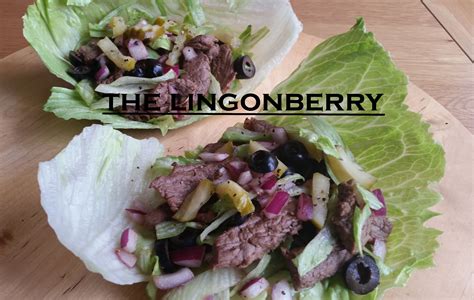 Peppered Beef Salad Bowls | The Lingonberry