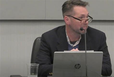 Walk-And-Talk Elmhurst Official Leaving After 8 Years | Elmhurst, IL Patch