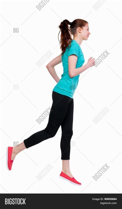 Woman Running Back View 的图像结果