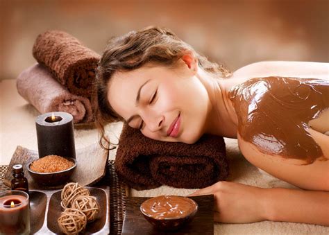Relax con il massaggio al cioccolato - Spa Hotels Collection