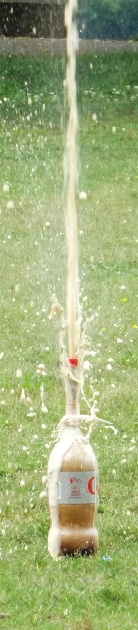 Exploding Coke Bottle 的图像结果